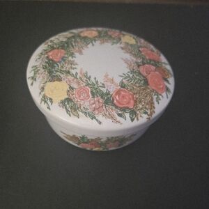 Italglass Vintage Ceramic Dish with Lid  Rose Pattern, Oven and Microwave safe